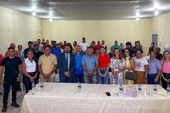 Vereadores Participam da Abertura do Curso de Operador de Máquinas de Marcenaria em Ribamar Fiq...